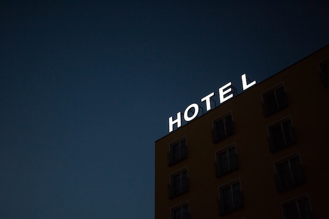 ノブ・ホテル・アット・シーザーズ・パレスの料金と客室の雰囲気を紹介 アイキャッチ画像